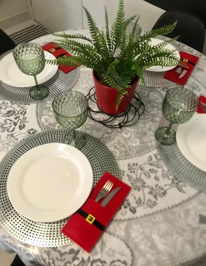Sinta-se em Casa! Apto Novo, Aconchegante, Funcional - 1 Quarto atende até 2 pessoas com cama de casal ou 2 Quartos para até 4 pessoas com camas de solteiro Montes Claros Exterior foto